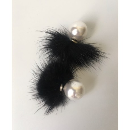 Pendientes Pompón Negro
