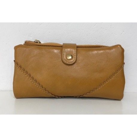 Cartera Book