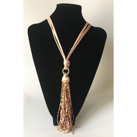 Collar Bolitas Rosa