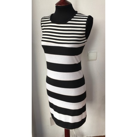 vestido-negro-blanco