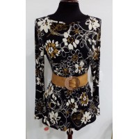 blusa-negra-flores