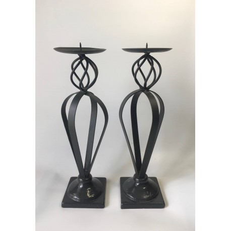 Candelabro-metal-gris