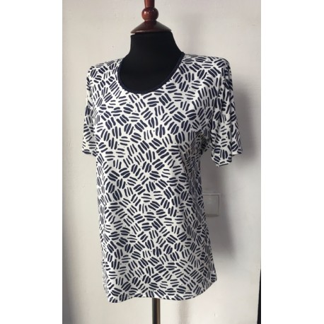 blusa-blanca-azul