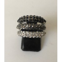 Anillo-cristales-negros