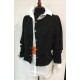 Chaqueta-negra-botones