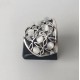 anillo-plateado-blanco