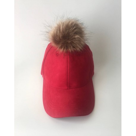 gorra-roja-pompon