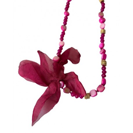 collar-flores-rosas-fucsia