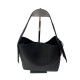 Bolso negro de polipiel con asa de hombro y cremallera