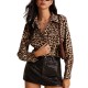 camisa-botones-bolsillos-estampado-animal-print