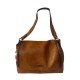 Bolso marrón camel con correa bandolera y asa de hombro